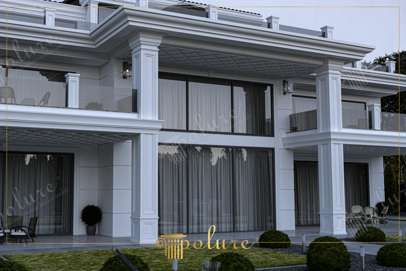 Poliüretan kare yivli sütun kaplamaları ve tavan panelleri ile tasarlanmış modern villa dış cephe dekorasyonu.