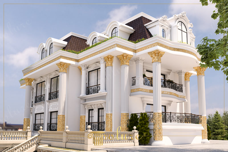 Altın renk detaylı poliüretan sütun, söve ve balustrad küpeşte kaplamalı klasik villa dış cephe uygulaması.