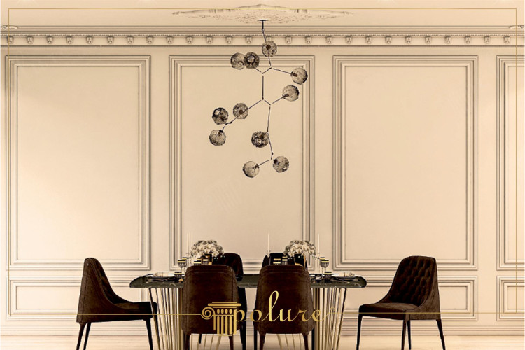 Poliüretan Duvar Çıtaları ile Modern ve Klasik Dekorasyon Fikirleri: İç Mekanlarınızı Yenileme Rehberi <p>
<h1>Poliüretan Polure ile Modern Tarzda Duvar Çıtalama Projeleri</h1>
<p>Mekanlarınıza yenilikçi bir dokunuş katmanın zamanı geldi. Poliüretan Polure ile modern tarzda duvar çıtalama projeleri, iç mekan dekorasyonunuza modern klasik bir hava katıyor. Bu yazıda, poliüretan polure kullanarak gerçekleştirebileceğiniz dekorasyon modelleri, tasarım ve örnekler üzerine detaylı bilgiler sunacağız.</p>
<h2>Modern ve Klasik Bir Dokunuş</h2>
<p>Poliüretan polure, hem modern hem de klasik mekanlar için uygun, estetik ve fonksiyonel bir dekorasyon malzemesidir. Dayanıklılığı ve kolay şekillendirilebilir yapısıyla dikkat çeker. Duvar çıtaları, mekanlarınıza derinlik ve karakter katarak sıradan bir odanın bile bambaşka bir atmosfere bürünmesini sağlar.</p>
<h2>Dekorasyon Fikirleri</h2>
<p>1. <strong>Minimalist Çizgiler:</strong> Poliüretan polure duvar çıtaları ile minimalist ve temiz çizgiler elde edebilirsiniz. Bu tarz, özellikle modern mekanlarda sıklıkla tercih edilir.</p>
<p>2. <strong>Klasik Elegans:</strong> Daha geleneksel bir dokunuş arıyorsanız, detaylı desenlere sahip poliüretan çıtaları tercih edebilirsiniz. Bu, özellikle klasik dekorasyon stiline sahip mekanlar için idealdir.</p>
<p>3. <strong>Renkli Dokunuşlar:</strong> Poliüretan çıtaları istediğiniz renge boyayarak mekanınıza canlılık katabilirsiniz. Böylece, duvarlarınızda sanatsal bir etki yaratabilirsiniz.</p>
<h2>Tasarım ve Örnekler</h2>
<p>Duvar çıtaları kullanarak yaratılabilecek tasarım ve örnekler oldukça çeşitlidir. Örneğin, salonunuzda şık bir panel duvar oluşturabilir, yatak odanızda başucu duvarını vurgulayabilir veya koridorlarınızda görsel bir ritim yaratabilirsiniz. Poliüretan çıtalar, kolay montajı ve estetik görünümü ile dekorasyon projelerinizde size geniş bir yaratıcılık alanı sunar.</p>
<h2>Sonuç</h2>
<p>Poliüretan Polure ile modern tarzda duvar çıtalama projeleri, mekanlarınıza yenilikçi ve estetik bir dokunuş katmanın en şık yollarından biridir. Hem modern hem de klasik mekanlar için uygun bu dekorasyon fikirleri, iç mekanlarınızı bambaşka bir boyuta taşıyacak. Siz de mekanlarınızı yenilemek ve fark yaratmak istiyorsanız, poliüretan polure çıtaları tercih edebilirsiniz.</p>
</p><br><hr></hr>