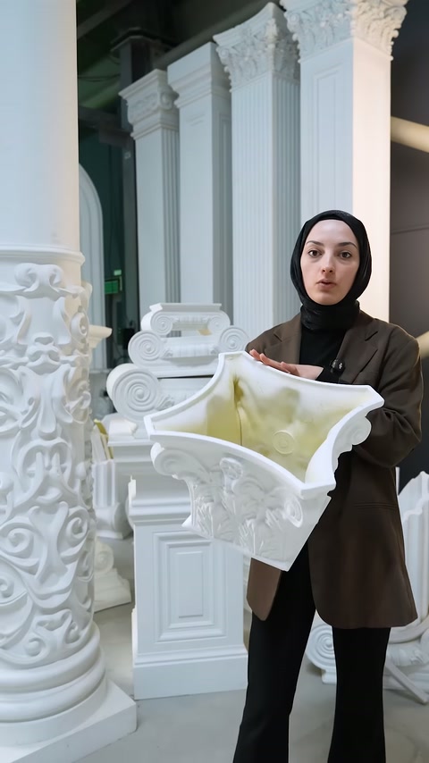 Sunucu içi dolgulu sütun başlığını tutarak açıklamasına devam ediyor