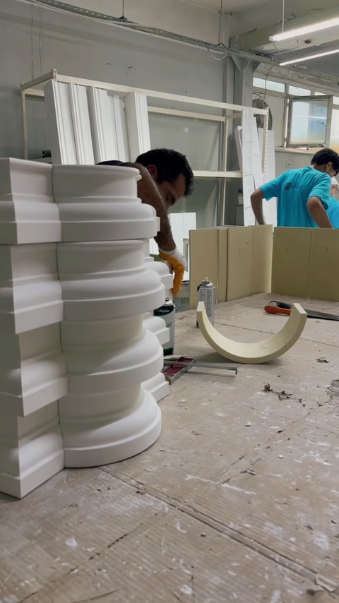 Polure Fabrikası: Kalıp, Döküm ve El Finisajı
