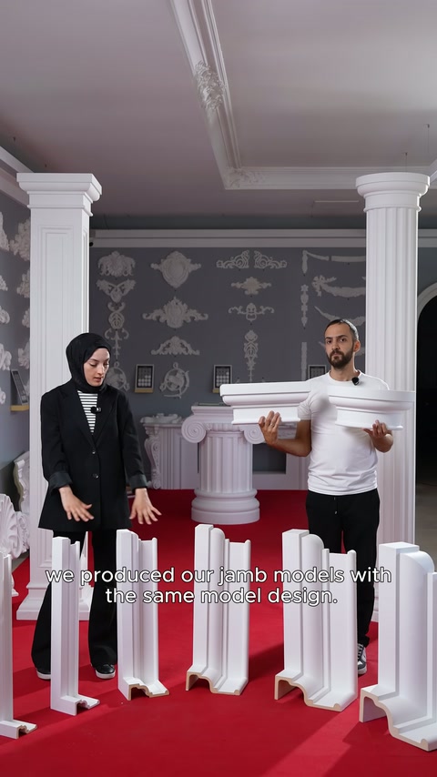 Sunucular sergi alanındaki sütun başlıkları ile söve seçeneklerini tanıtıyor