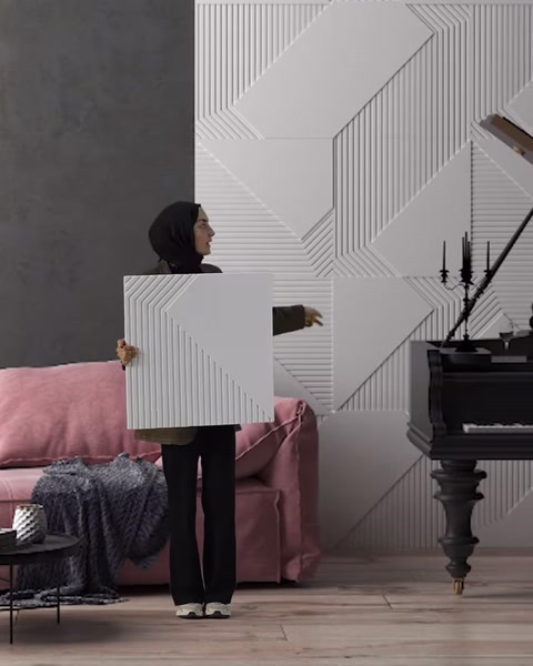 Panelin çizgili yüzeyi ve duvardaki farklı geometrik dizilimler gösteriliyor.