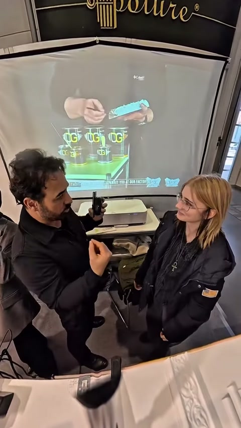 Ekranda dekoratif uygulamaların farklı mimari alanlardaki görünümü gösteriliyor.