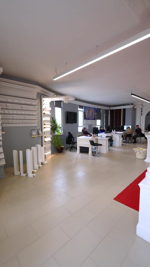 Polure Showroom: Estetik ve Mimari Dekorasyon Çözümleri