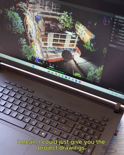 Laptop ekranında işlenmiş nokta bulutu verisi görüntüleniyor
