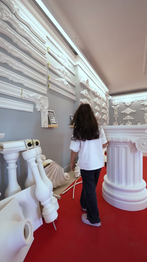Minik Mimar Amine Sara ile Polure Showroom Turu