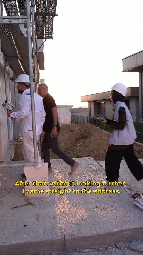 Baretli uzmanlar iskele yanındaki uygulama alanını yerinde inceliyor