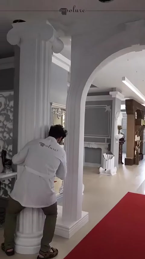 Kemer kenarındaki sütun parçasının birleşim bölgesi inceleniyor
